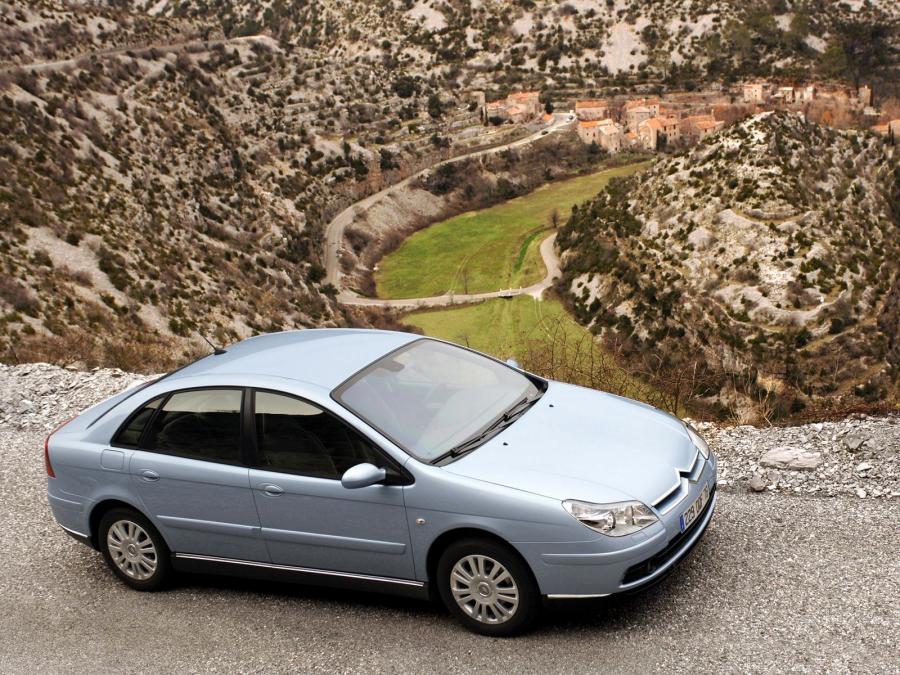  Citroen C5 HDi TwinTurbo 2004 года  (фото 3 из 16)